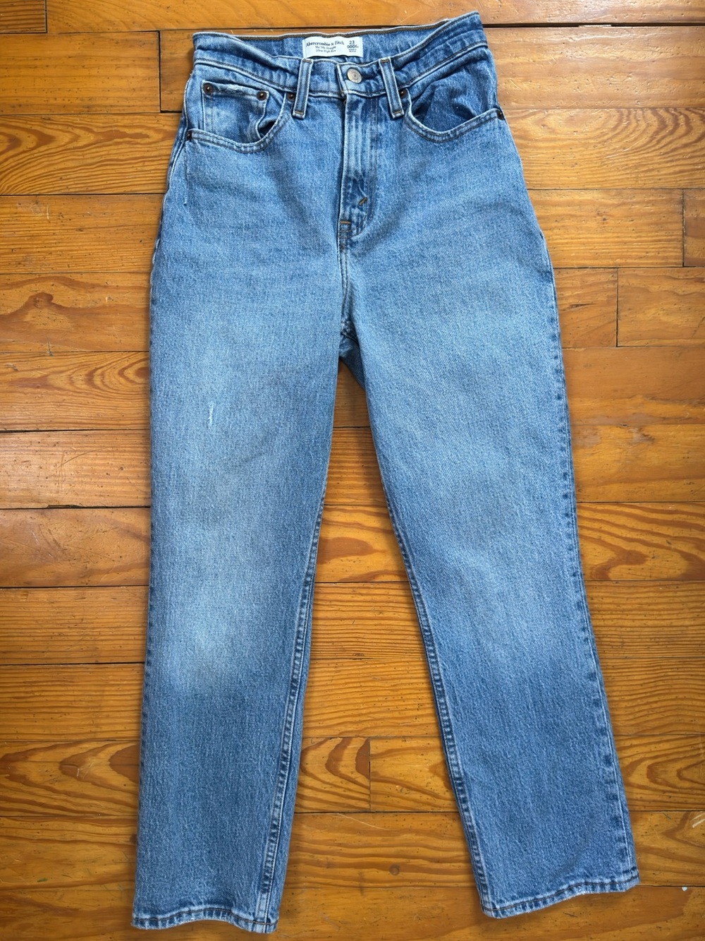 Abercrombie 90’s Straight Jeans